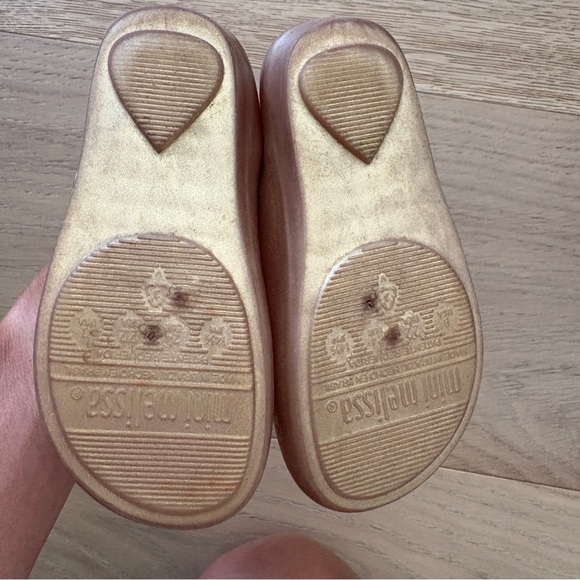 Mini Melissa beauty and the beast size 8 - Picture 2 of 5